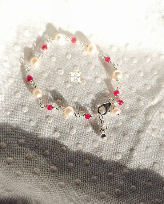 Jady droplets freshwater pearl bracelet, 925 silver