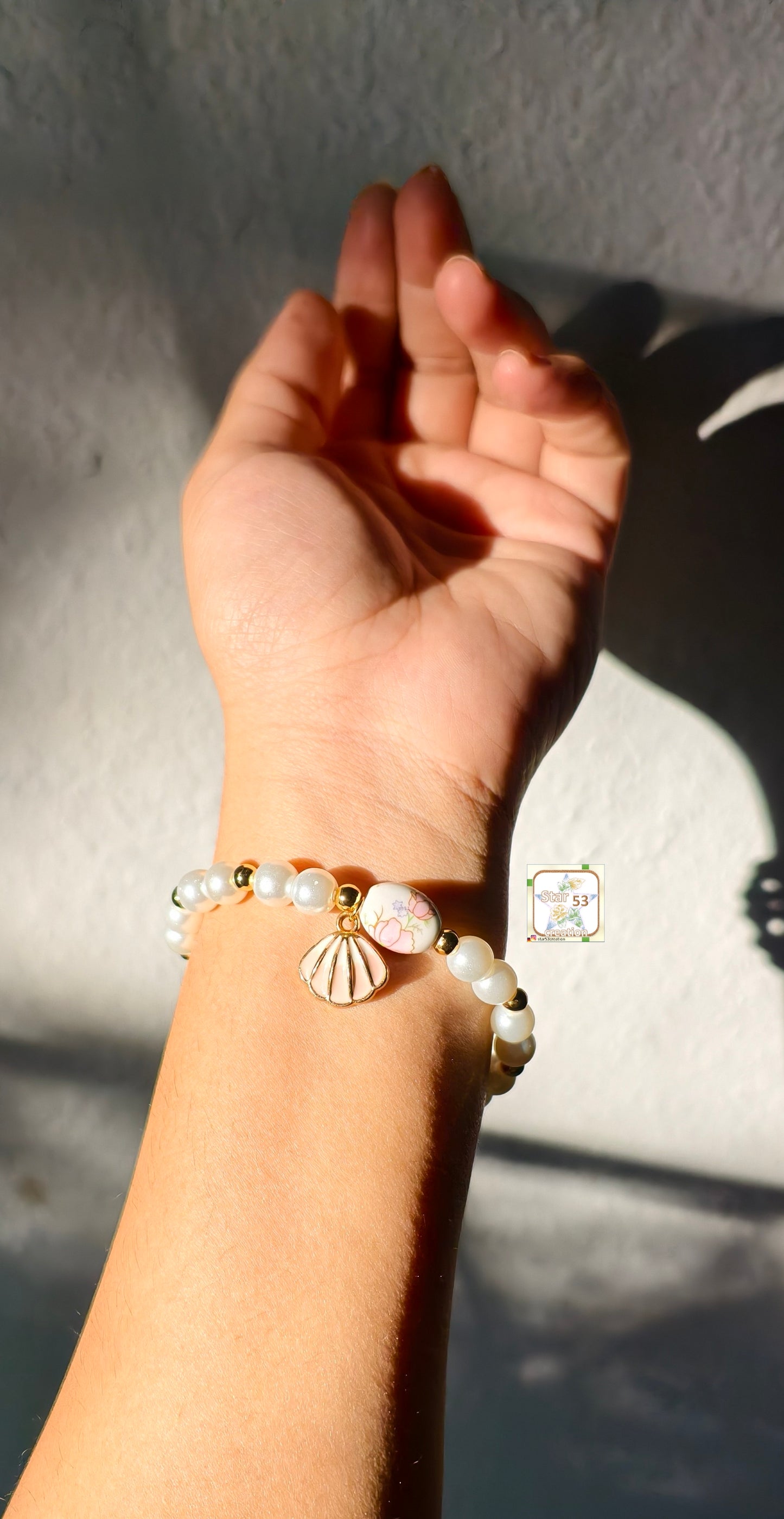 Shelly bracelet