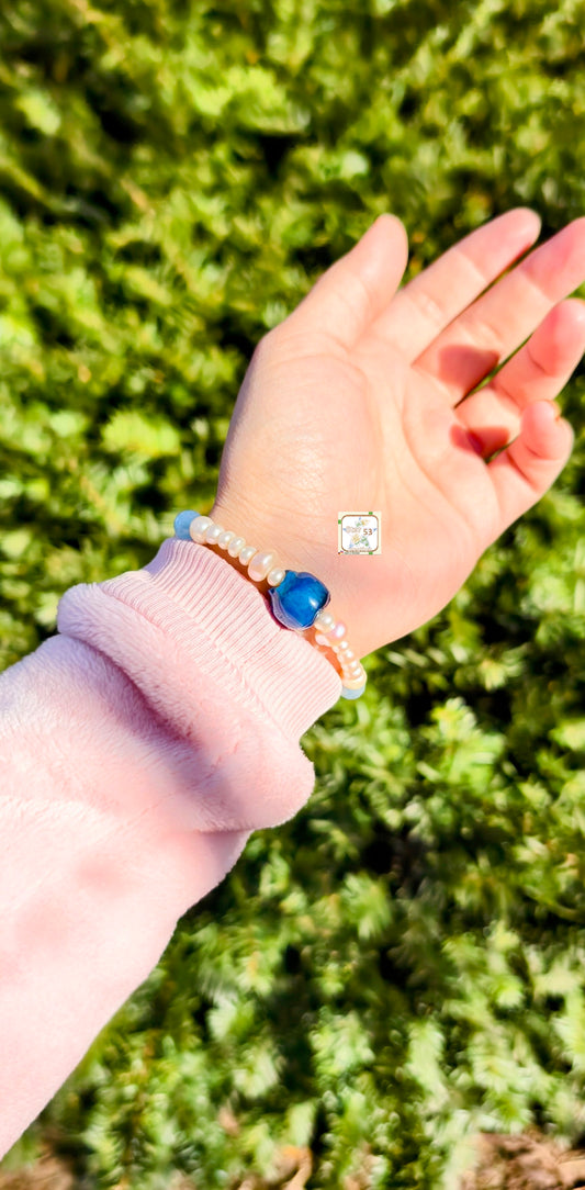 Berry-blue bracelet, freshwater pearls, jades, adjustable