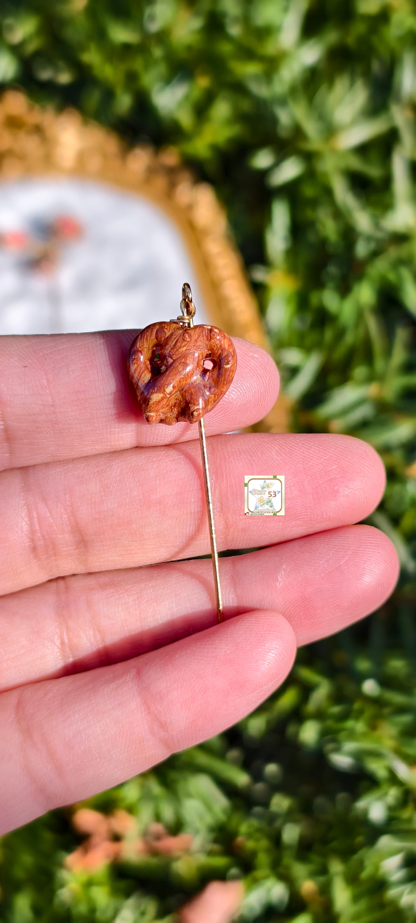 Brown Tribe pins, set of 5