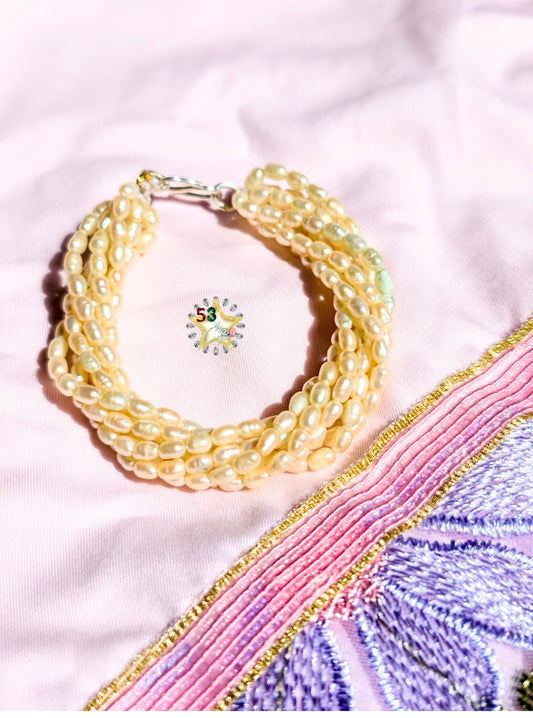 Twirl freshwater pearl bracelet