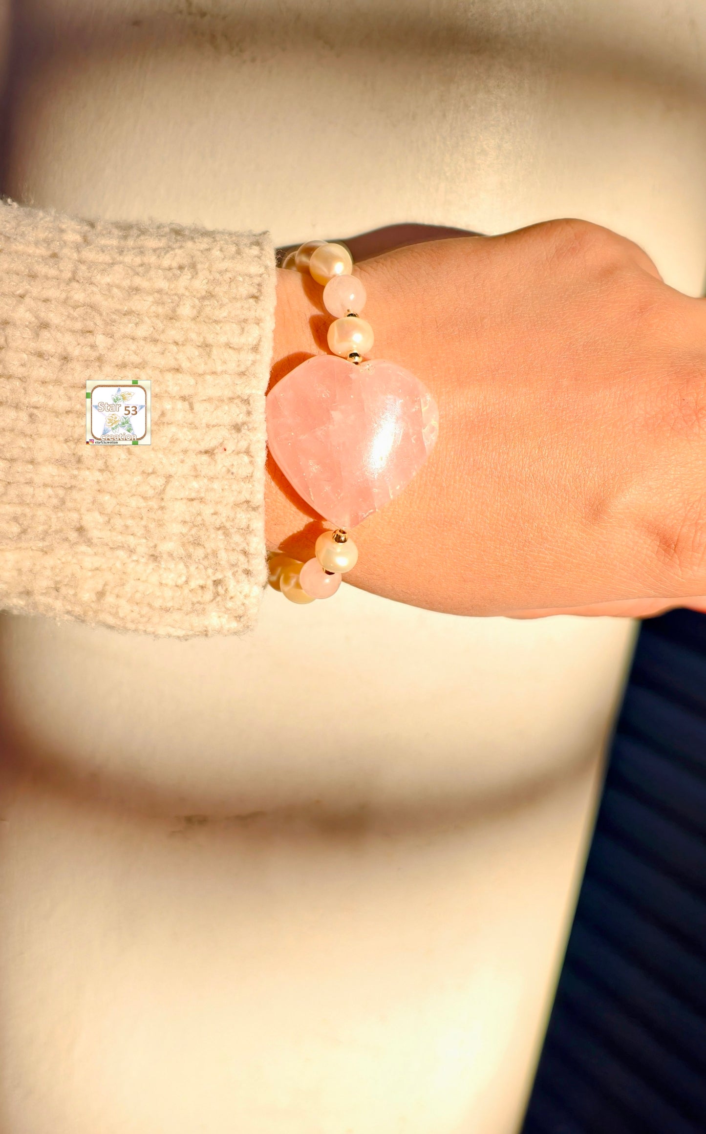 Rosette bracelet, freshwater pearls, rose quartz, adjustable